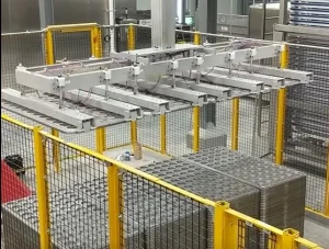 Automatic baking pan stacking machine